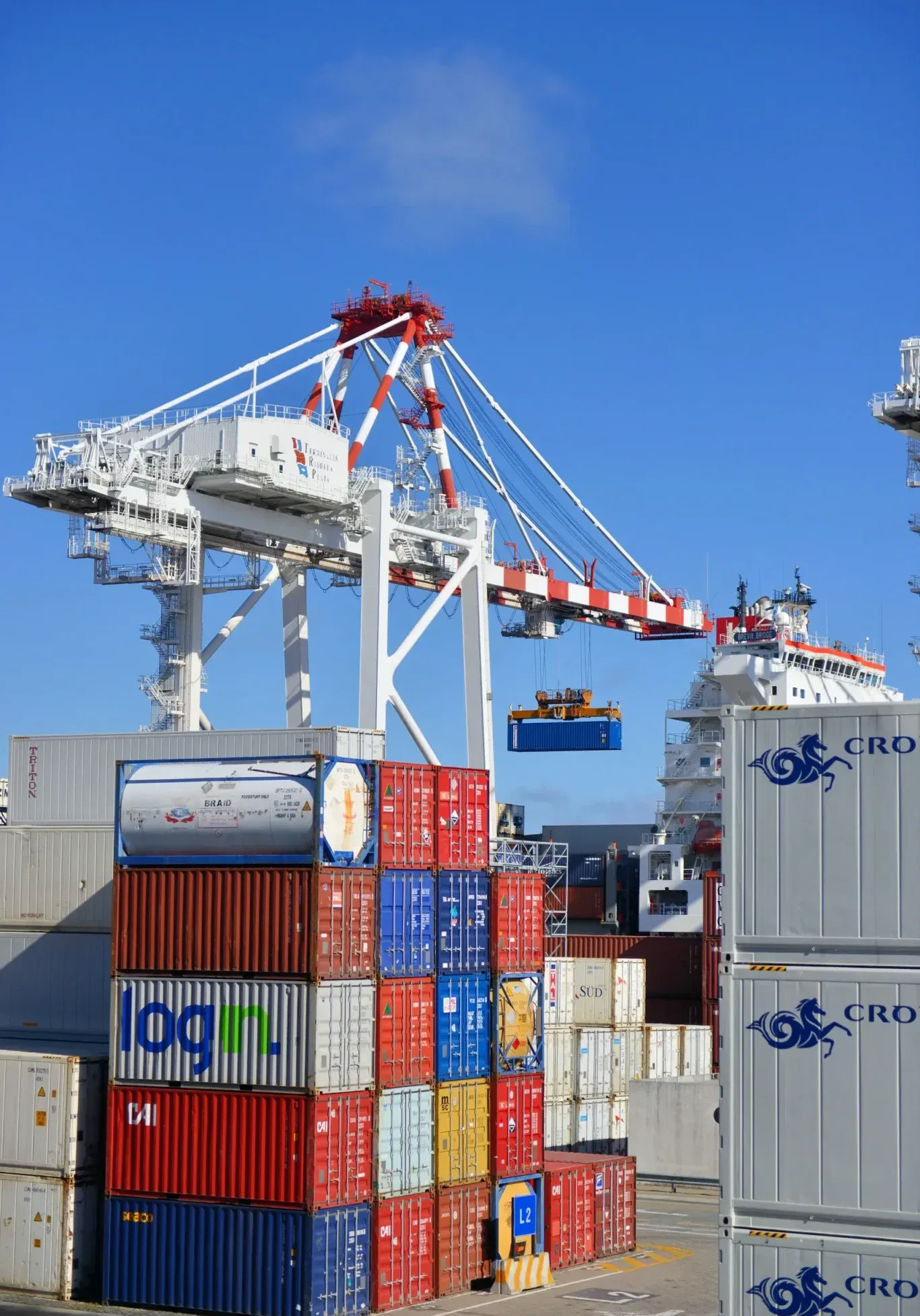 international-trading-containers international-trading-containers